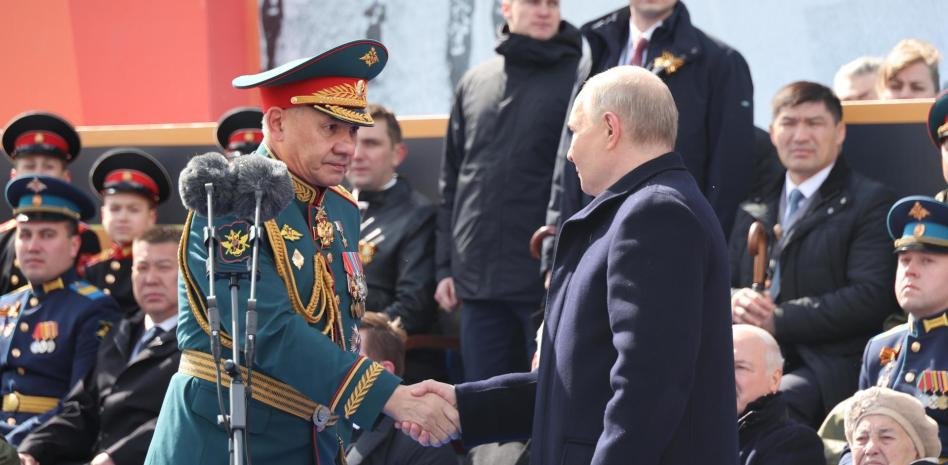 Putin destituye al ministro de Defensa que le prometió ganar la guerra de Ucrania en 48 horas